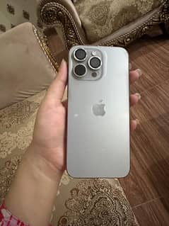 iPhone 15 Pro Max
