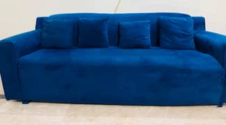 FRESH 5 SEATER SOFA SET IN 10/10 CONDITION