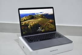 Macbook M1 Air 13 inch 8/256GB with box