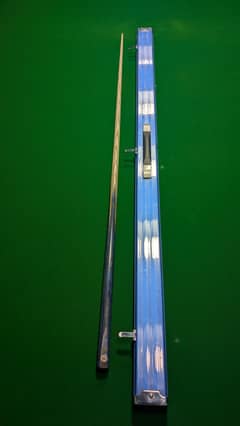 snooker cue