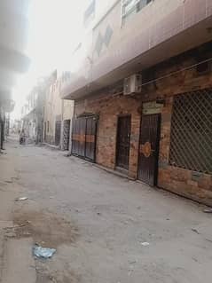 مکان برائے فروخت رقبہ ساڑھے چھ مرلے