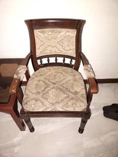 Bed room chairs for sale