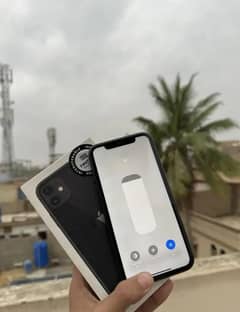 iphone 11 [64gb] factory unlock [with box]