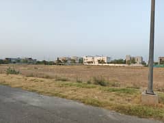 Exclusive 1 Kanal Residential Plot in a Prestigious Neighborhood