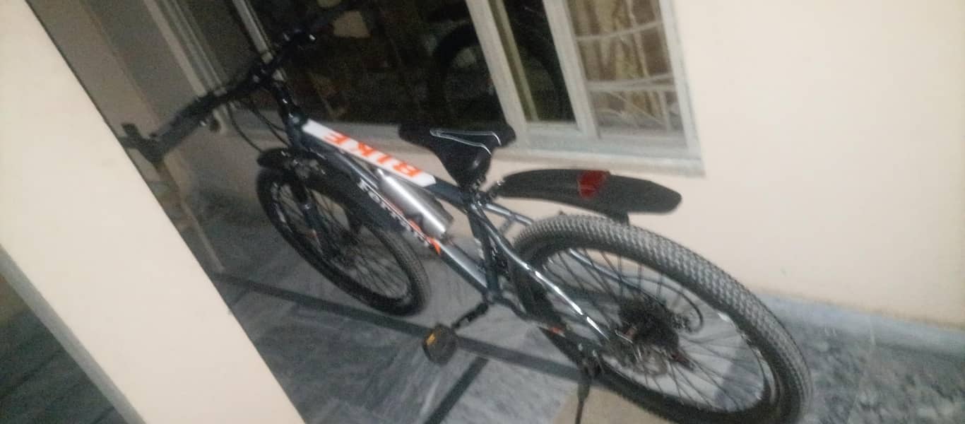 almost new cycle used only for 1 month 2