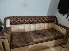 sofa set for sale urgent 03074306809