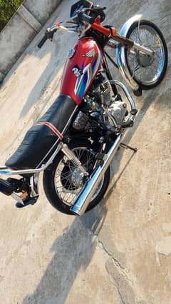 2017 model honda for sale number Rawalpindi sy (all punjab)21 register
