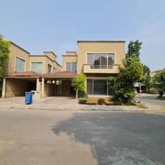 DHA Villas DHA phase 1 with 3 bedrooms Available For Sale