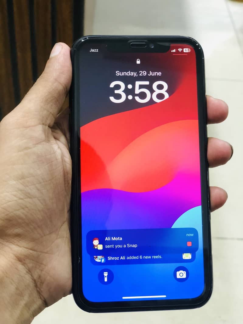 Iphone  Xr              Exchange possible 3