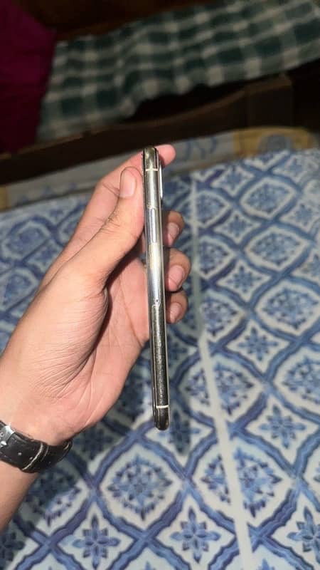 Iphone X 256gb Non PTA scom sim works 4