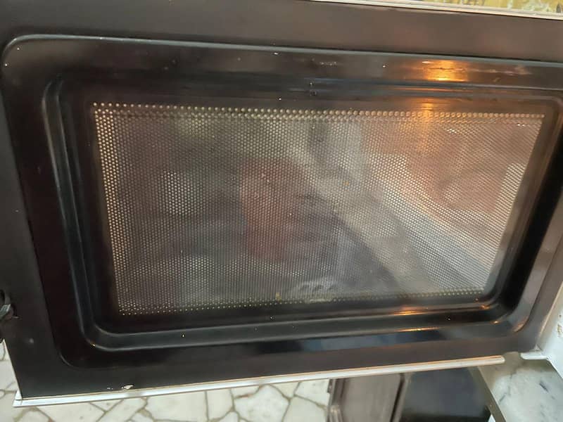 Microwave Medium size 2