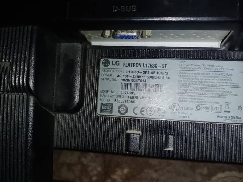 with line on side kf screen LG screen for pc with keyboard and mouse 4