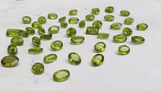 natural peridot stone