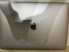 Macbook 2019 pro available 4 gb grapic card