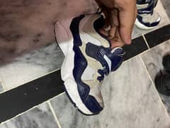 Kids shoes