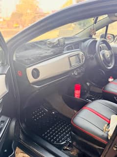 Toyota vitz 2011 model /registerted 2017 chat dagi Pilar genuine