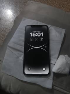 iphone XR condition 10by 10