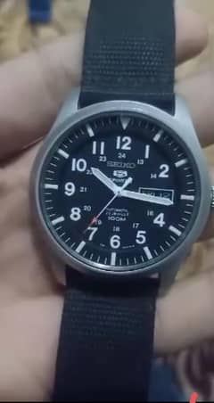 Seiko 5 sports watch for sale,new condition,original 7s36 movement.