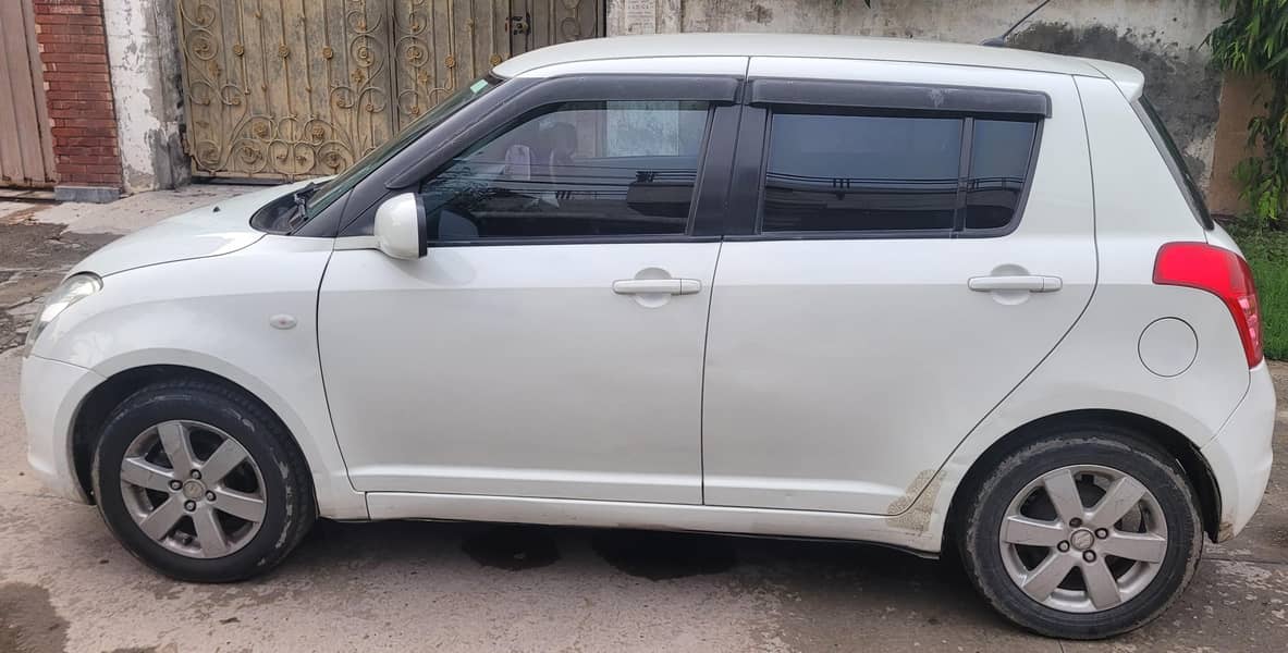 Suzuki swift automatic up for sale in immaculate condition 12