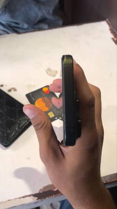 iPhone 15 pro jv 128 gb with box