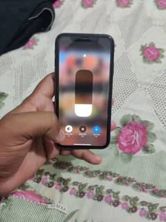I phone 11 iv 64gb back mn hlka SA crack ha genuine set ha water pack