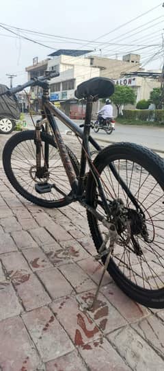 hybrid cycle 2 disks 6 gear full  front shock