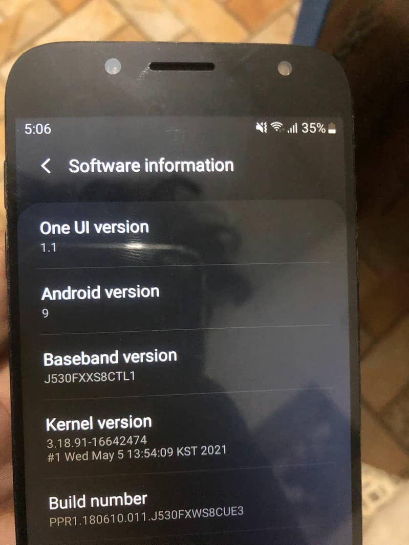 Samsung j5 pro 4