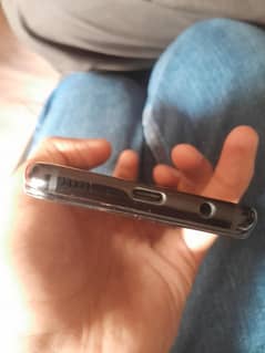 samsung s8 for sale with box no any fault 4.64