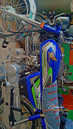 Honda CD 70 2025