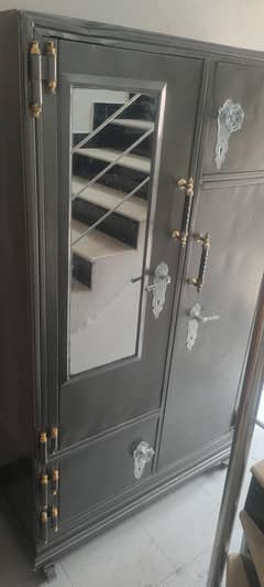 Wardrobe Safe Almari