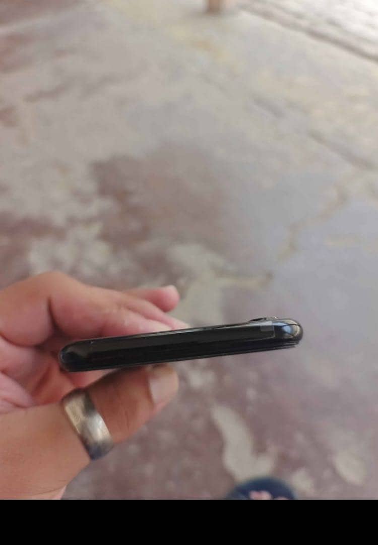 Iphone 7 non pta but sim working 3