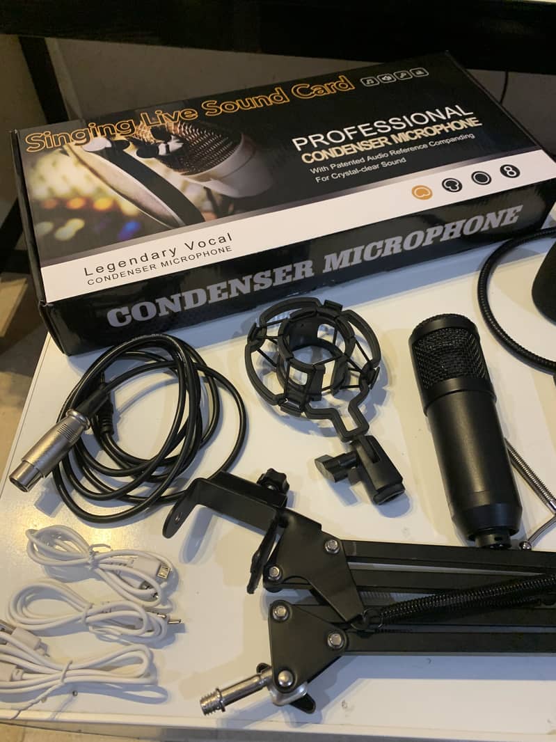 Condensor Microphone with V8 sound card 1