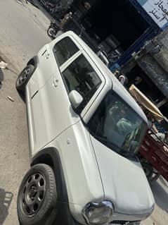 SUZUKI