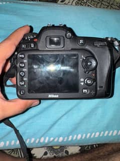 Nikon d7100 with Nikon lense 18-140mm