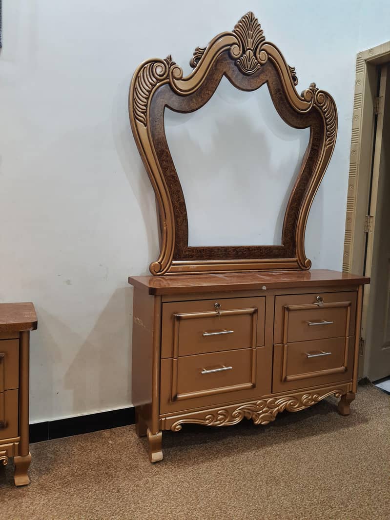Carving bed set New Not used cinyoti style without mattris (call me) 5