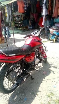 Ravi piagggio 125.