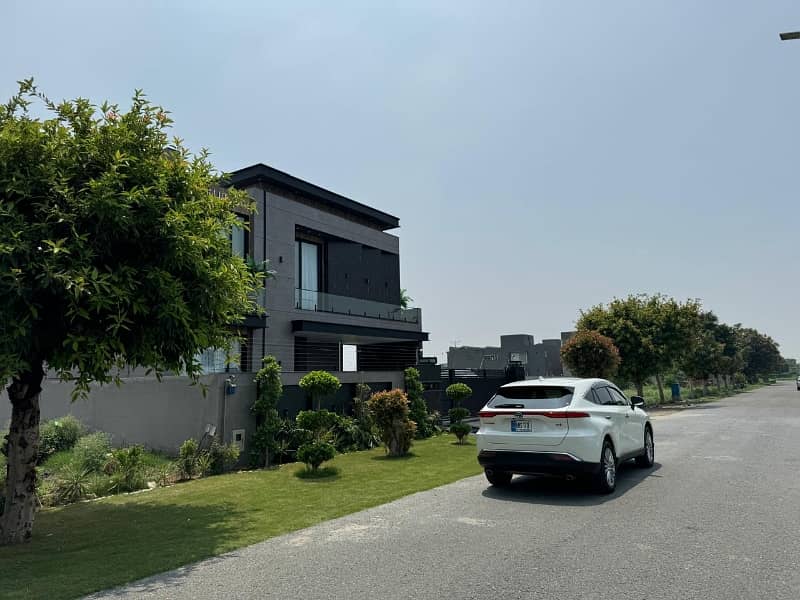 Centrally Located Residential Plot For Sale In DHA Phase 7 - Block U Available 6