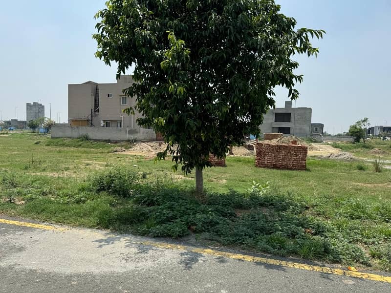 Centrally Located Residential Plot For Sale In DHA Phase 7 - Block U Available 7