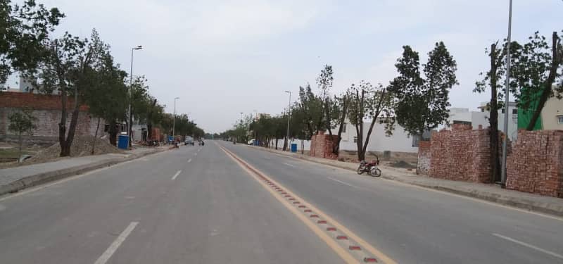 5 Marla Plot Open FormFor Sale In A Block At Super Hot Location For Sale 4