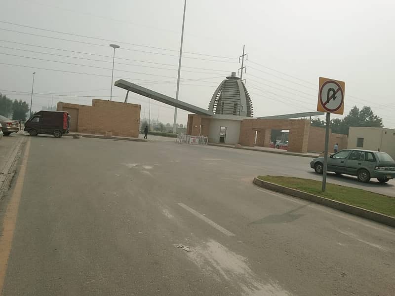 5 Marla Plot Open FormFor Sale In A Block At Super Hot Location For Sale 6