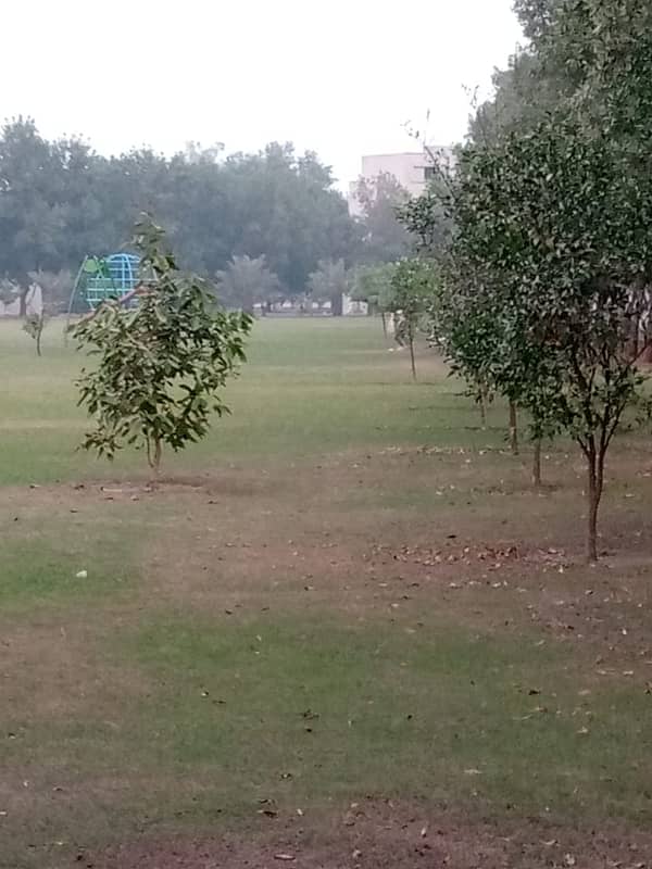 10 Marla Corner Plot Open Form At Super hot Location In Bahria Orchard LHR 13
