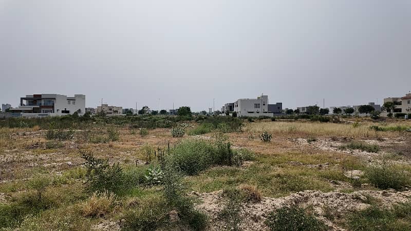 DHA PHASE 7 BLOCK U, 1 KANAL PAIR PLOT AVAILABLE FOR SALE ON REASONABLE PRICE 5