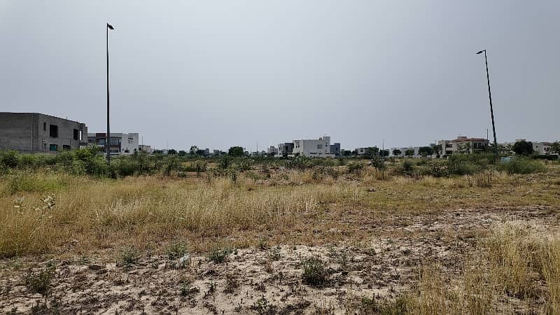 DHA PHASE 7 BLOCK U, 1 KANAL PAIR PLOT AVAILABLE FOR SALE ON REASONABLE PRICE 8