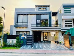 10 Marla House For Sale In Jasmine Block Bahria Town Lahore