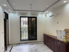 New 5 Marla Upper Portion For Office Use