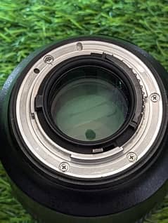 nikon85mm . 1.8