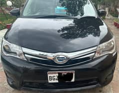 Toyota Corolla Fielder Hybrid 2013