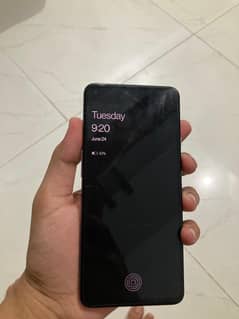 One Plus 9 10/10 Good Condition