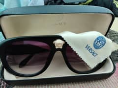 VERSACE