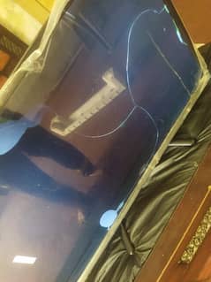 Haier 32 pannal tota hua